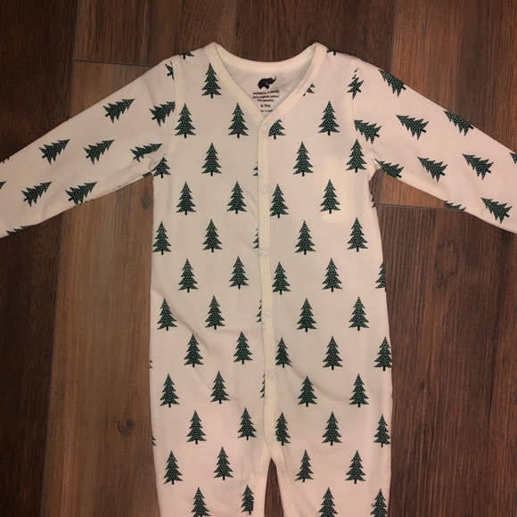 NWT Monica & Andy “On the Go” LS Christmas Tree One-Piece - Picture 3 of 4